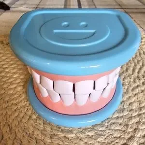Melissa & Doug | Toys | Melissa Doug Super Smile Dentist Play Set ...